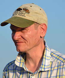 Photo of Professor Alan Outram